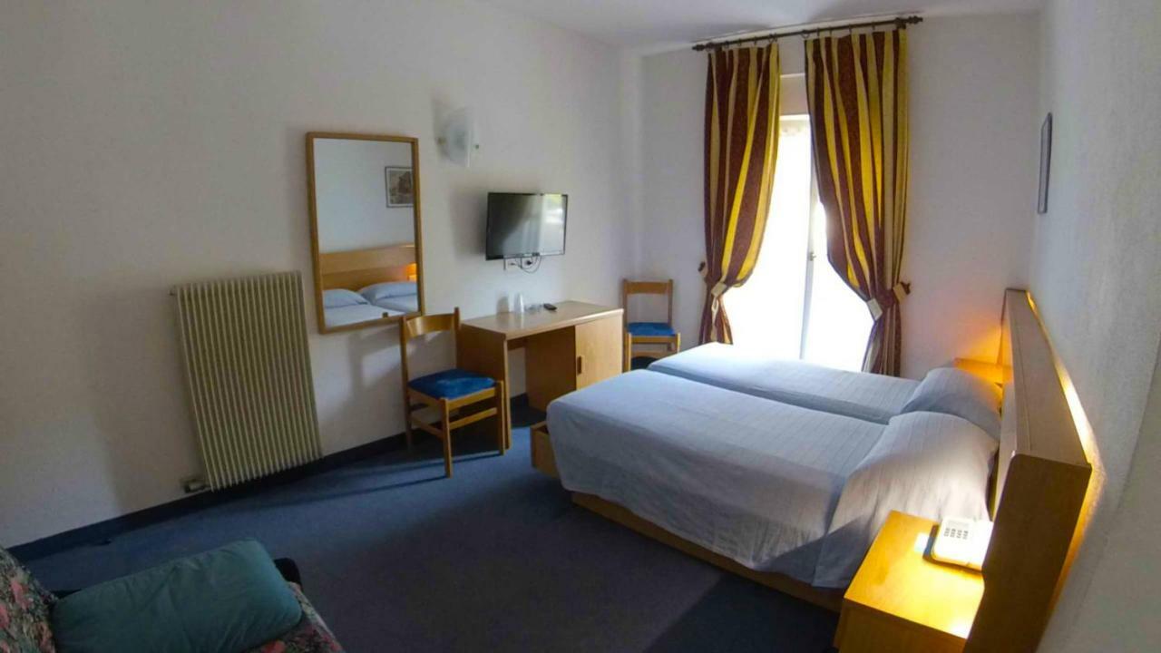 Hotel Alberello Ρίβα ντελ Γκάρντα Εξωτερικό φωτογραφία